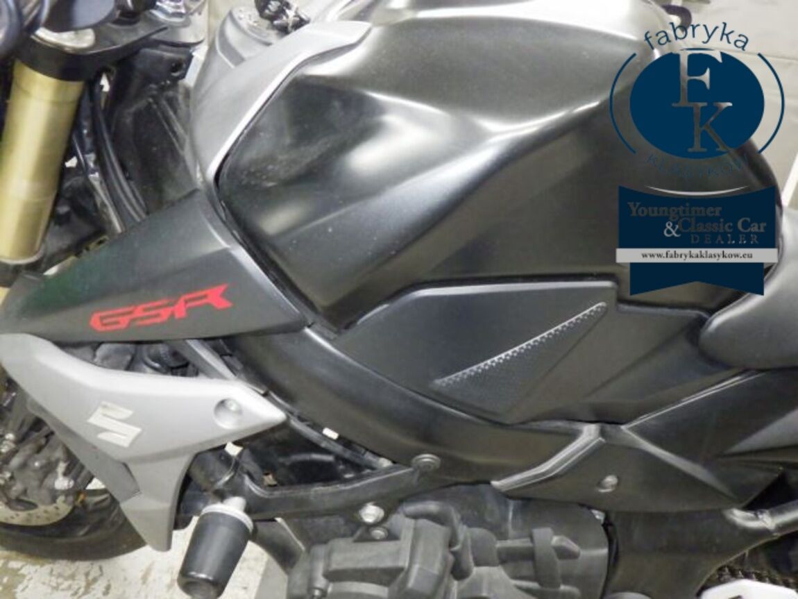 SUZUKI GSR750A 2013 - zdjęcie 20