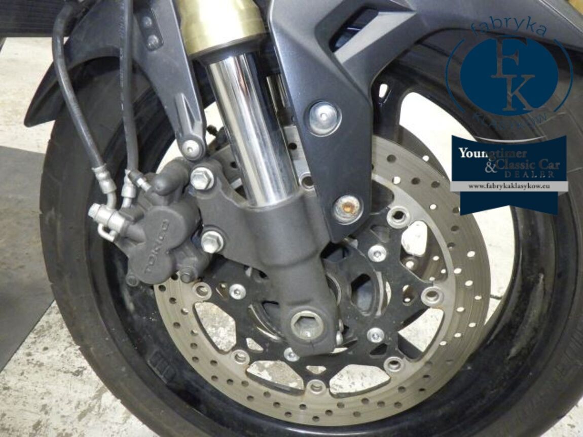 SUZUKI GSR750A 2013 - zdjęcie 23