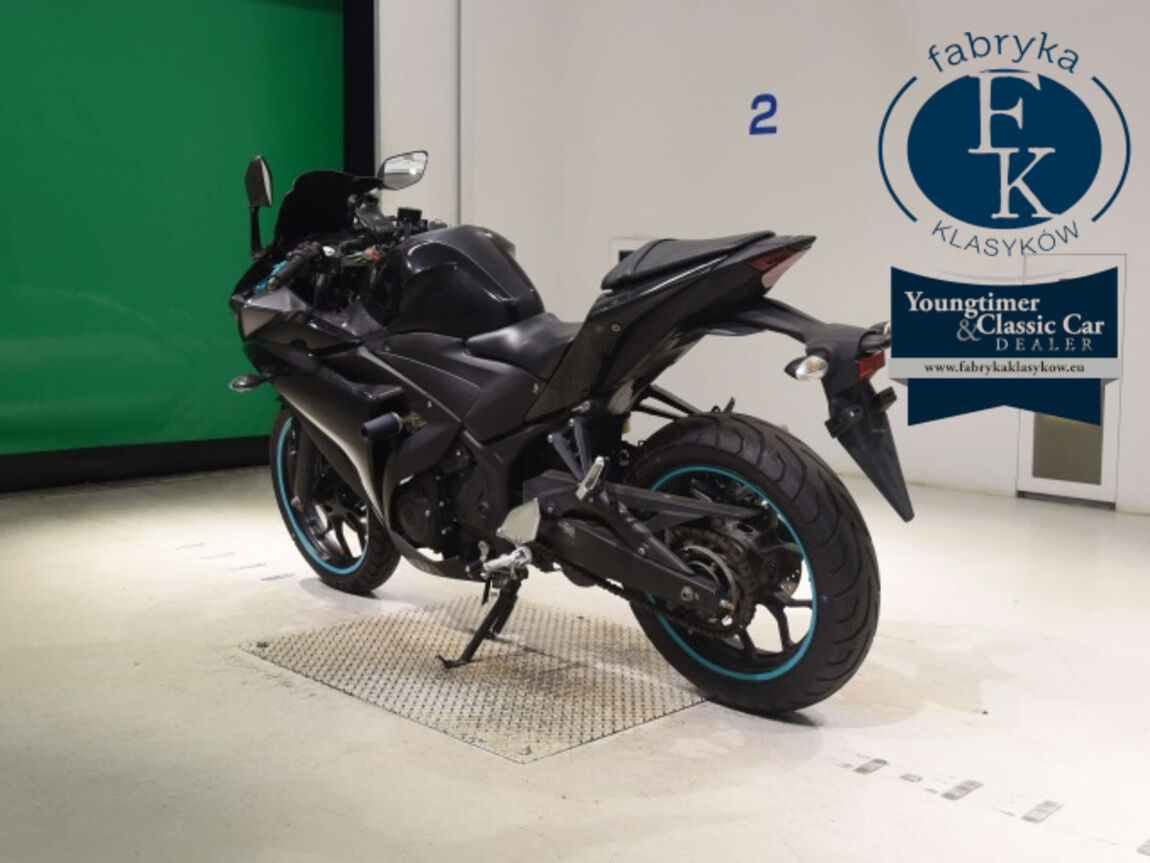 YAMAHA YZF-R3 2018 - zdjęcie 7