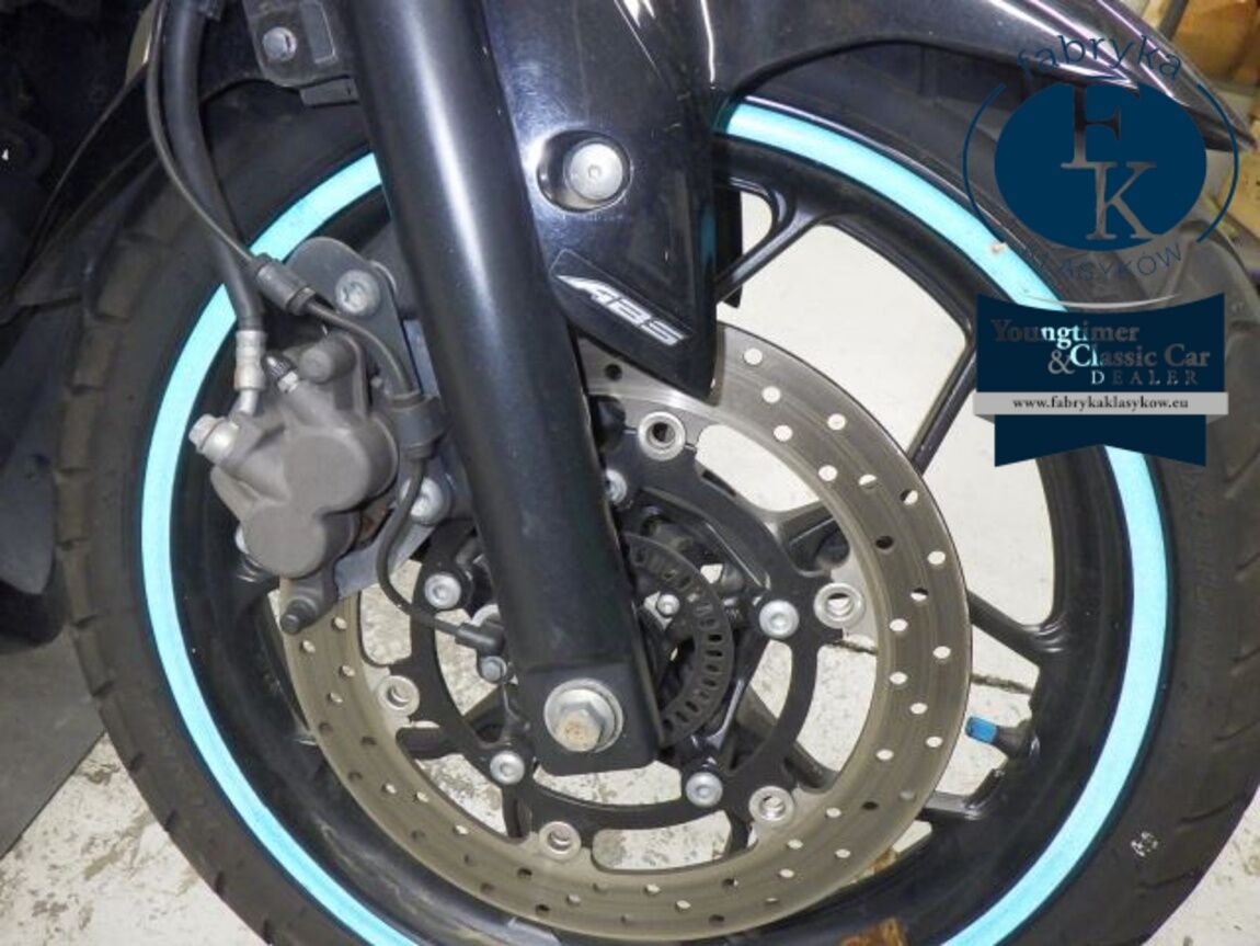 YAMAHA YZF-R3 2018 - zdjęcie 23