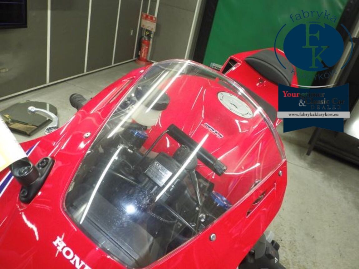 HONDA CBR600RR-4 2024 - zdjęcie 17