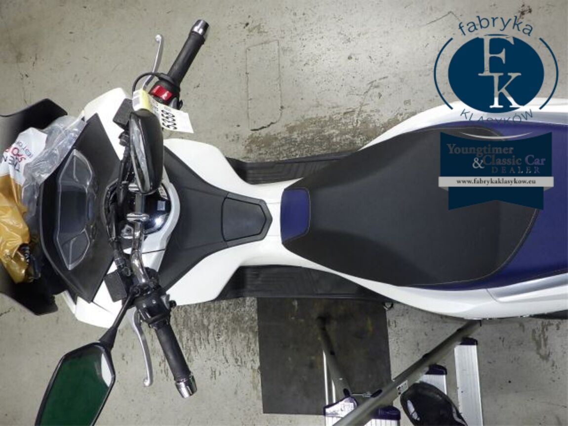 HONDA PCX125-4 HYBRID - zdjęcie 32