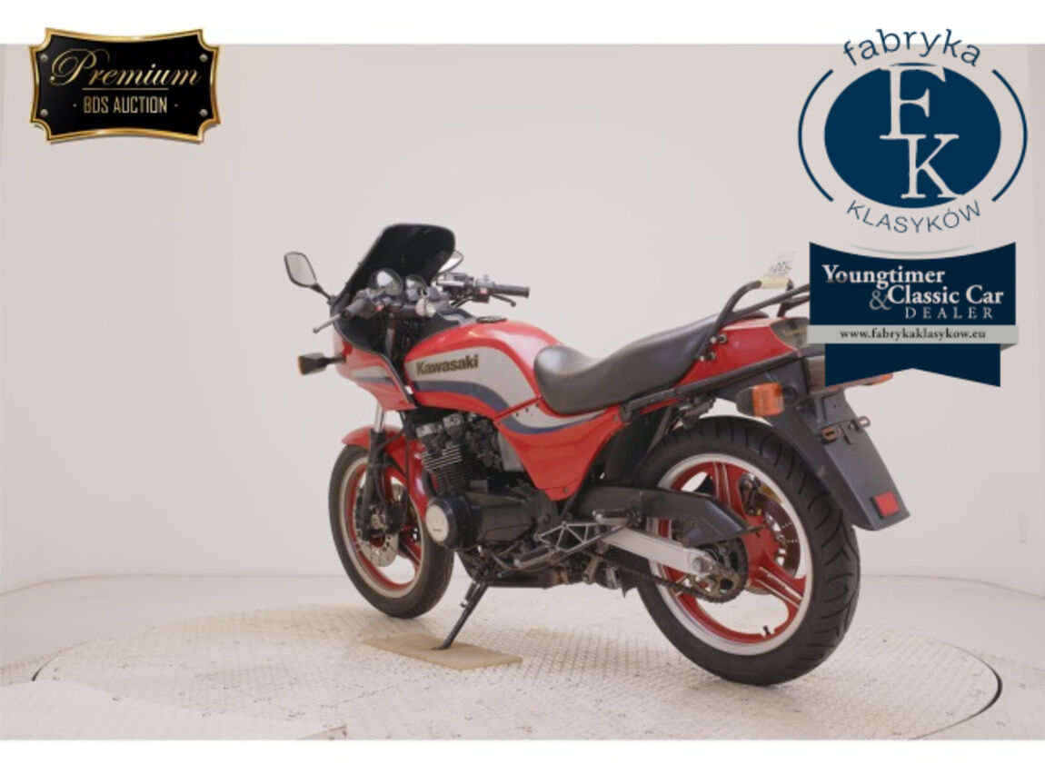 KAWASAKI GPZ550 2026 - zdjęcie 7