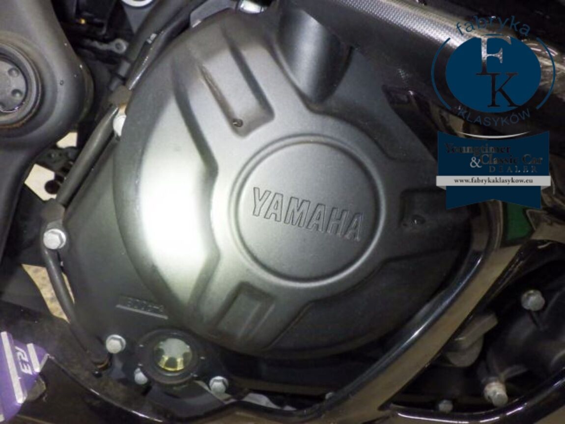 YAMAHA YZF-R3 2020 - zdjęcie 9