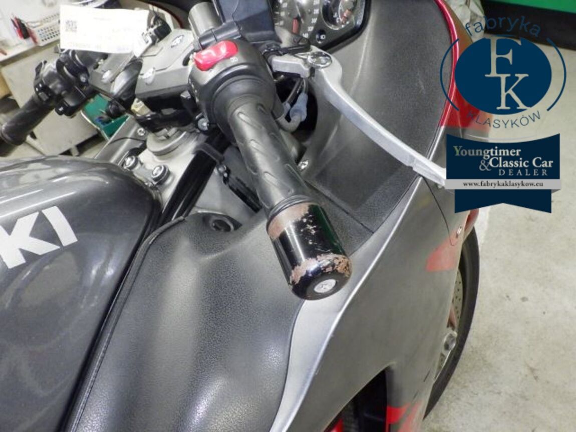 SUZUKI GSX1300R HAYABUSA 2000 - zdjęcie 21