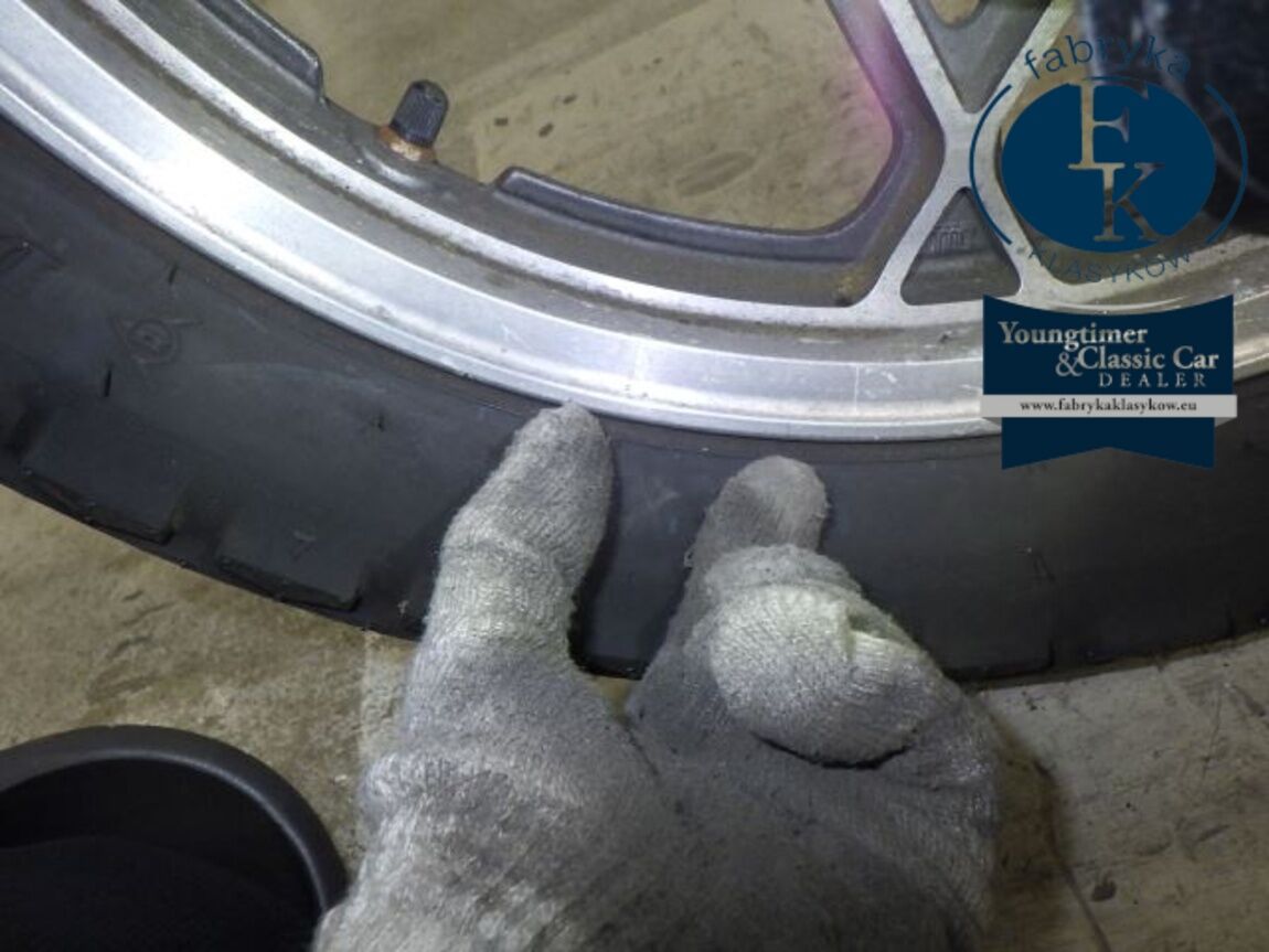 SUZUKI GS750 2022 - zdjęcie 28