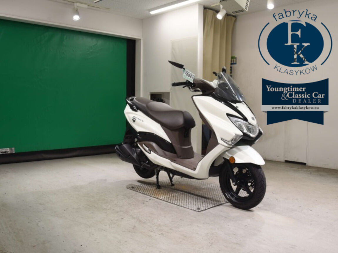 SUZUKI BURGMAN 125  - zdjęcie 4