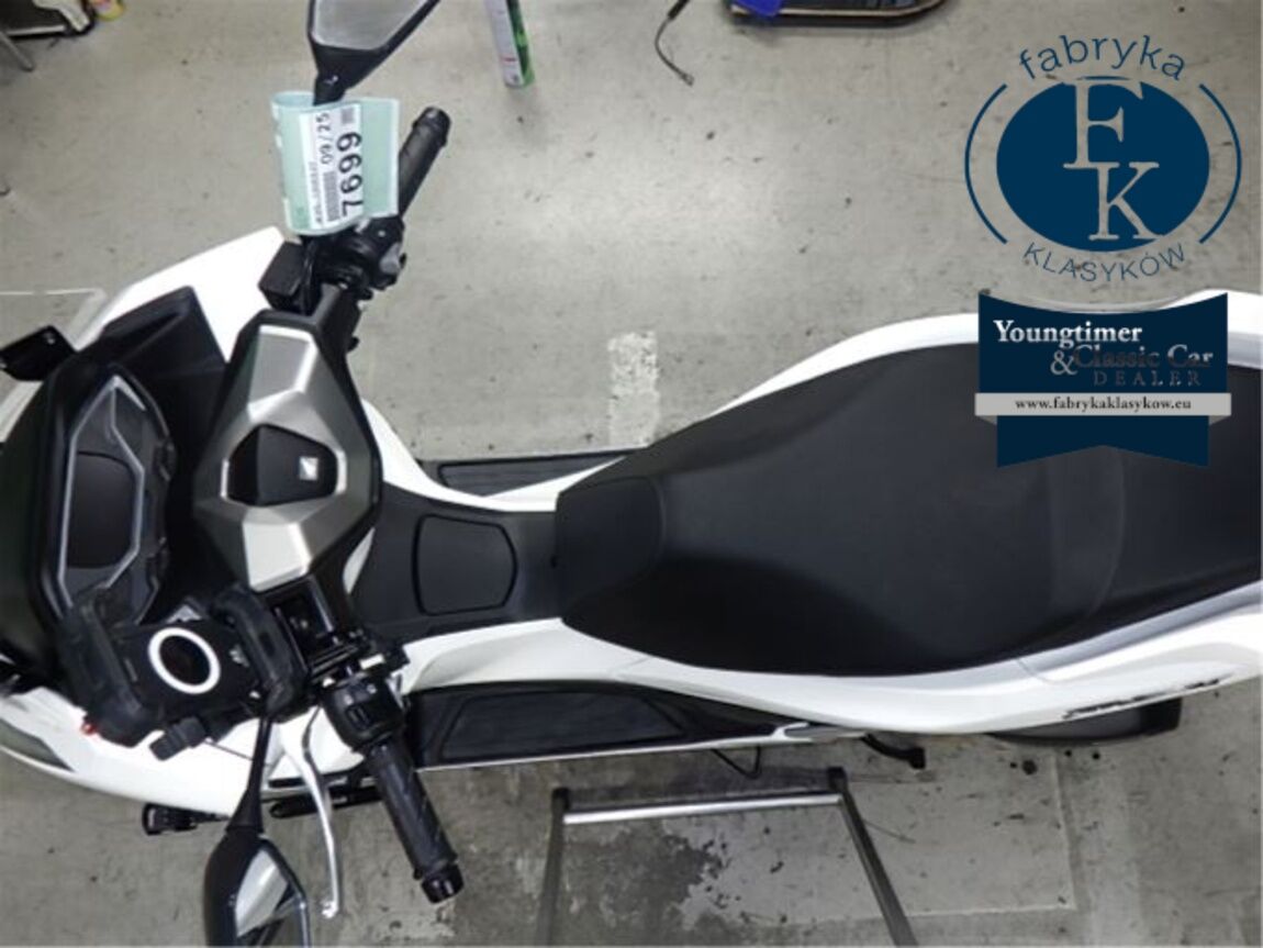 HONDA PCX125-4  - zdjęcie 32