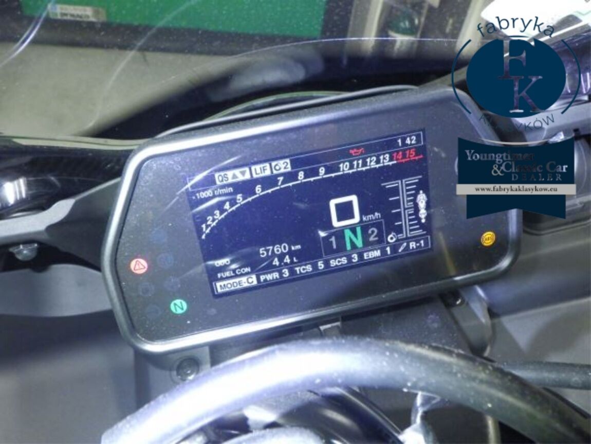 YAMAHA YZF-R1M 2025 - zdjęcie 15