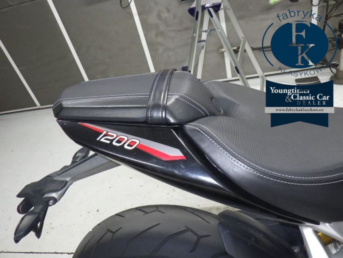 TRIUMPH SPEED TRIPLE RS 2022 - zdjęcie 19