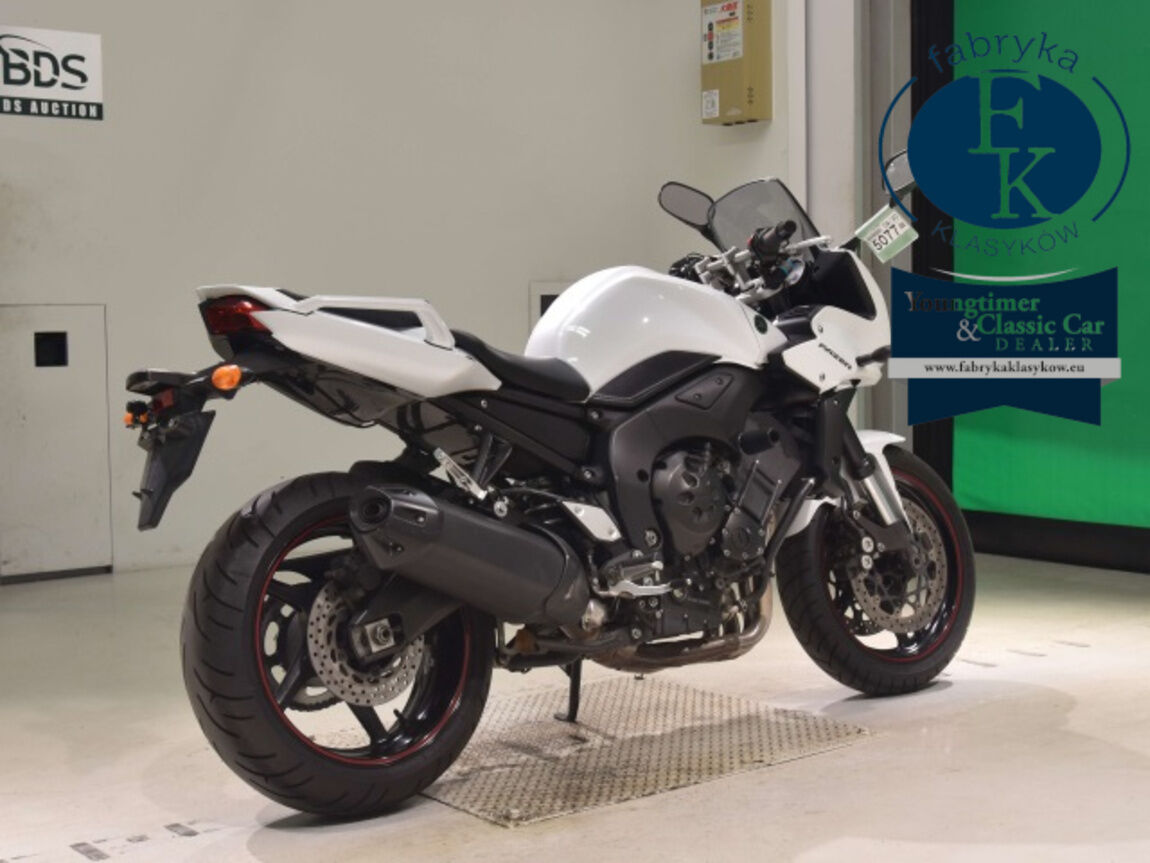 YAMAHA FZ-1 FEATHER 2010 - zdjęcie 6