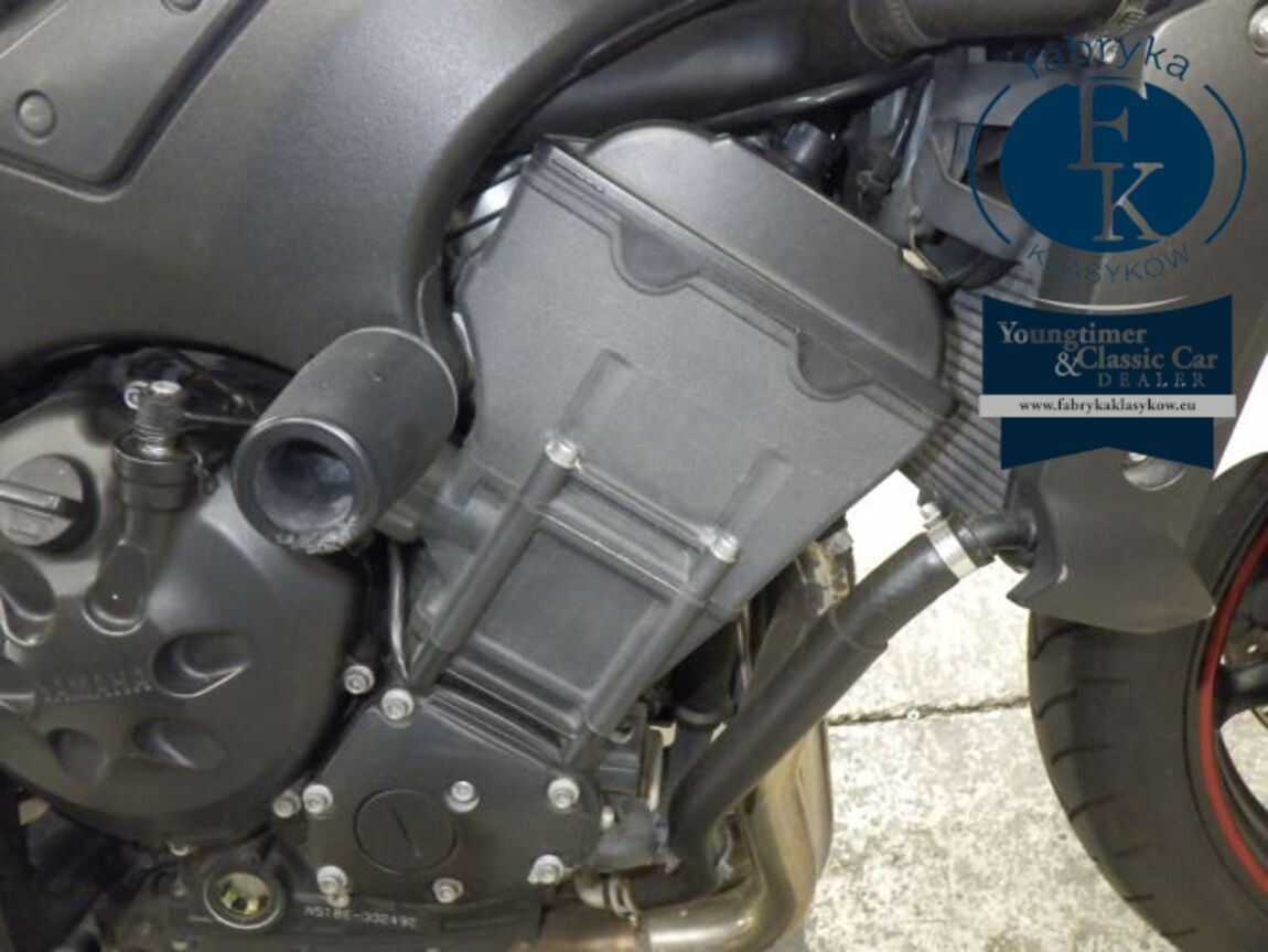 YAMAHA FZ-1 FEATHER 2010 - zdjęcie 9
