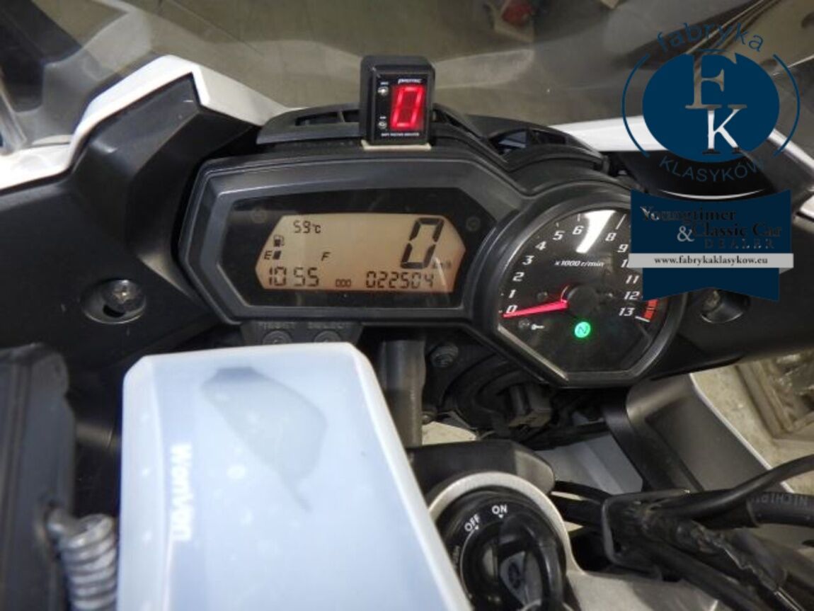 YAMAHA FZ-1 FEATHER 2010 - zdjęcie 15