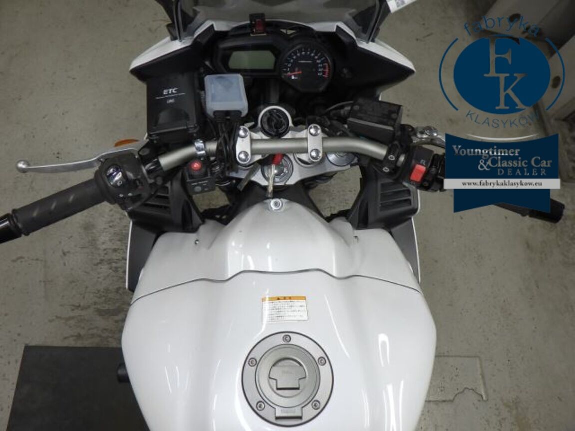 YAMAHA FZ-1 FEATHER 2010 - zdjęcie 21