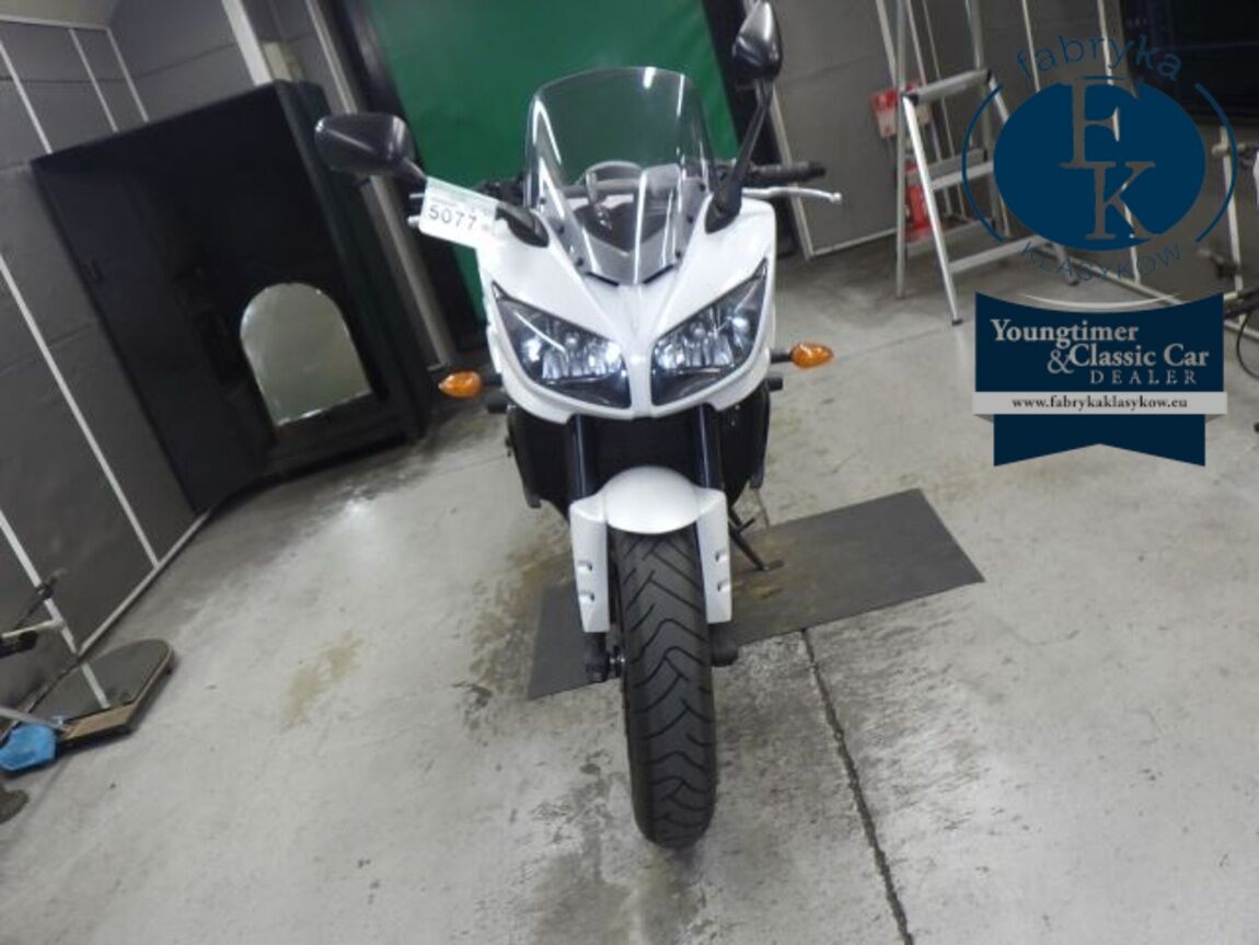 YAMAHA FZ-1 FEATHER 2010 - zdjęcie 22
