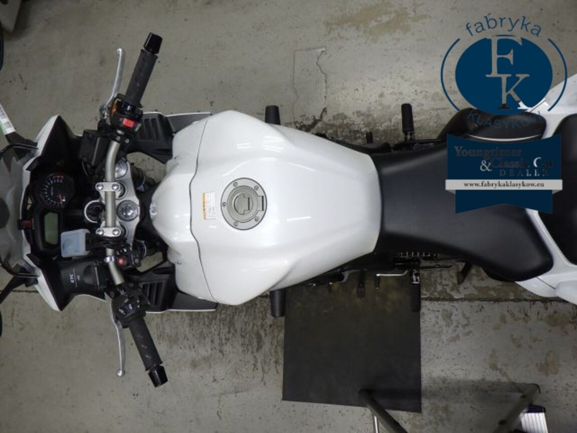 YAMAHA FZ-1 FEATHER 2010 - zdjęcie 32