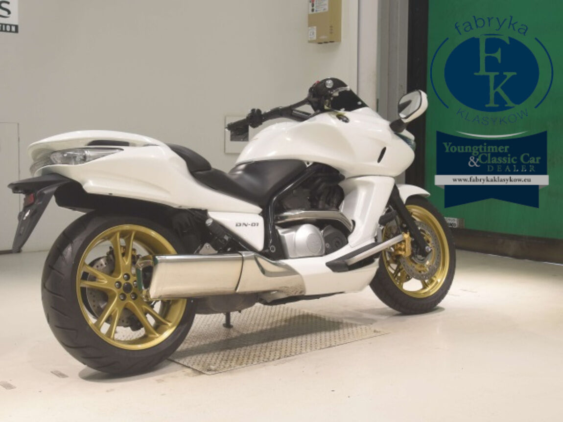 HONDA DN-01 2013 - zdjęcie 6
