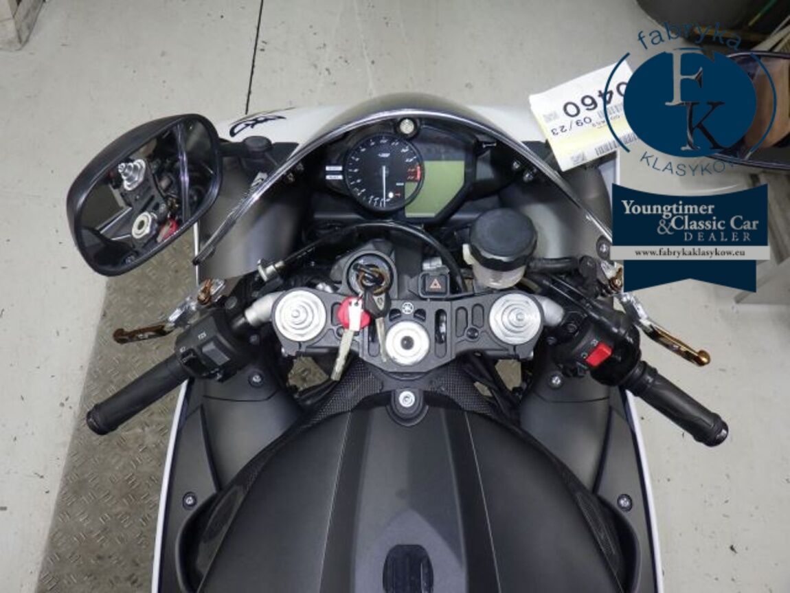 YAMAHA YZF-R1 2012 - zdjęcie 21