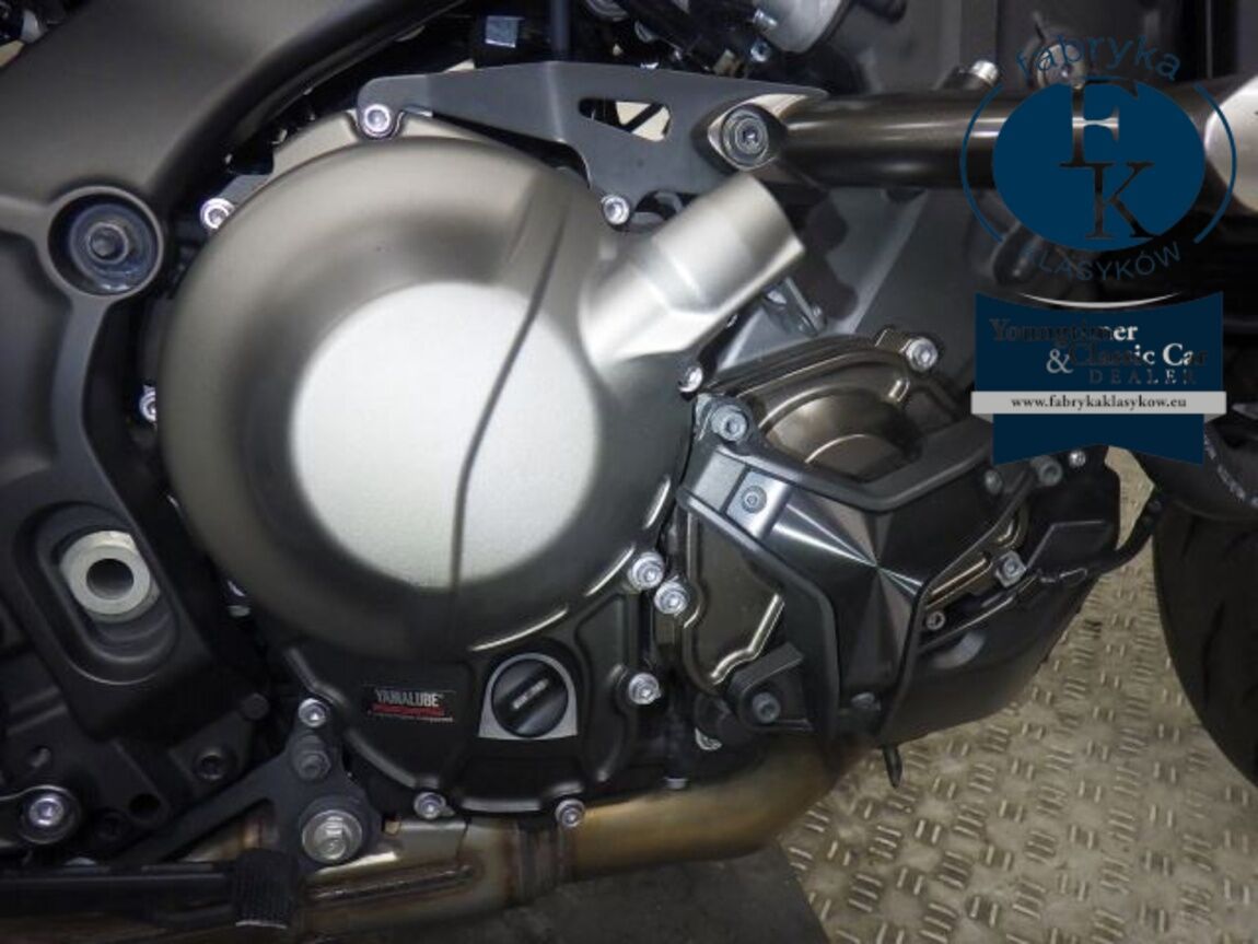 YAMAHA XSR900-2 2022 - zdjęcie 9