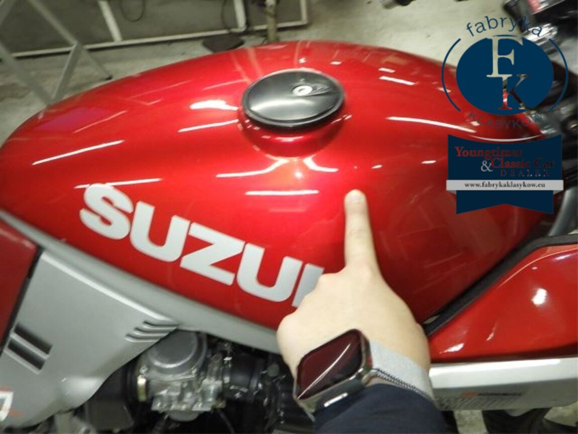 SUZUKI GSX1100S KATANA 1987 - zdjęcie 20