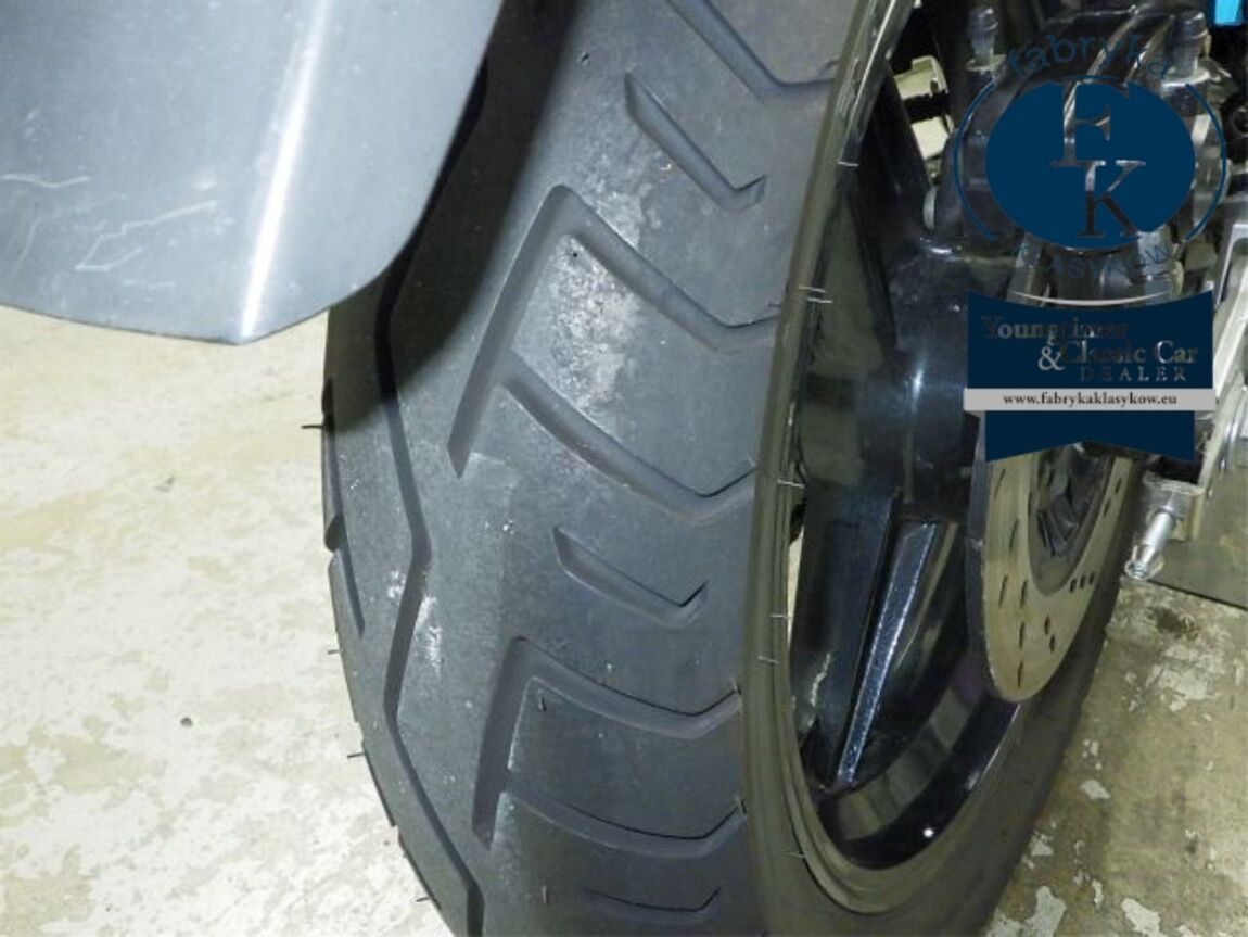 SUZUKI GSX1100S KATANA 1987 - zdjęcie 26