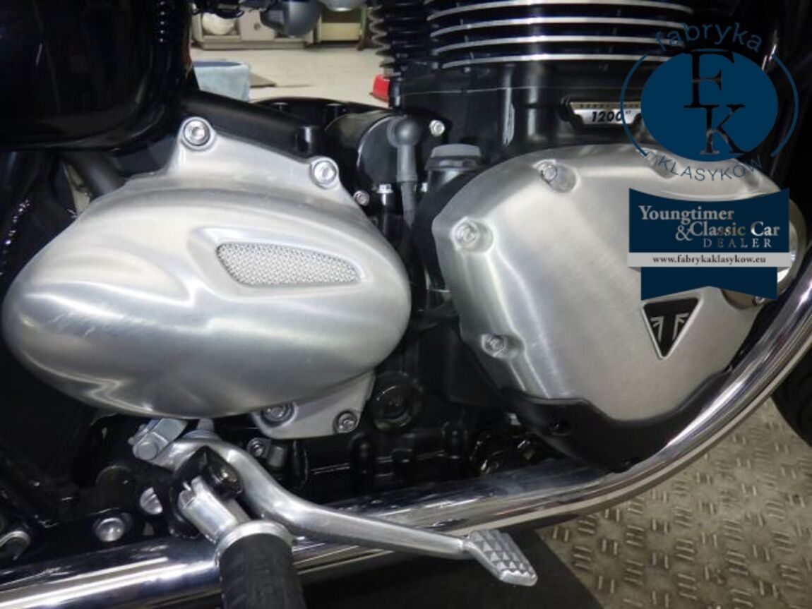 TRIUMPH BONNEVILLE T120 2024 - zdjęcie 10