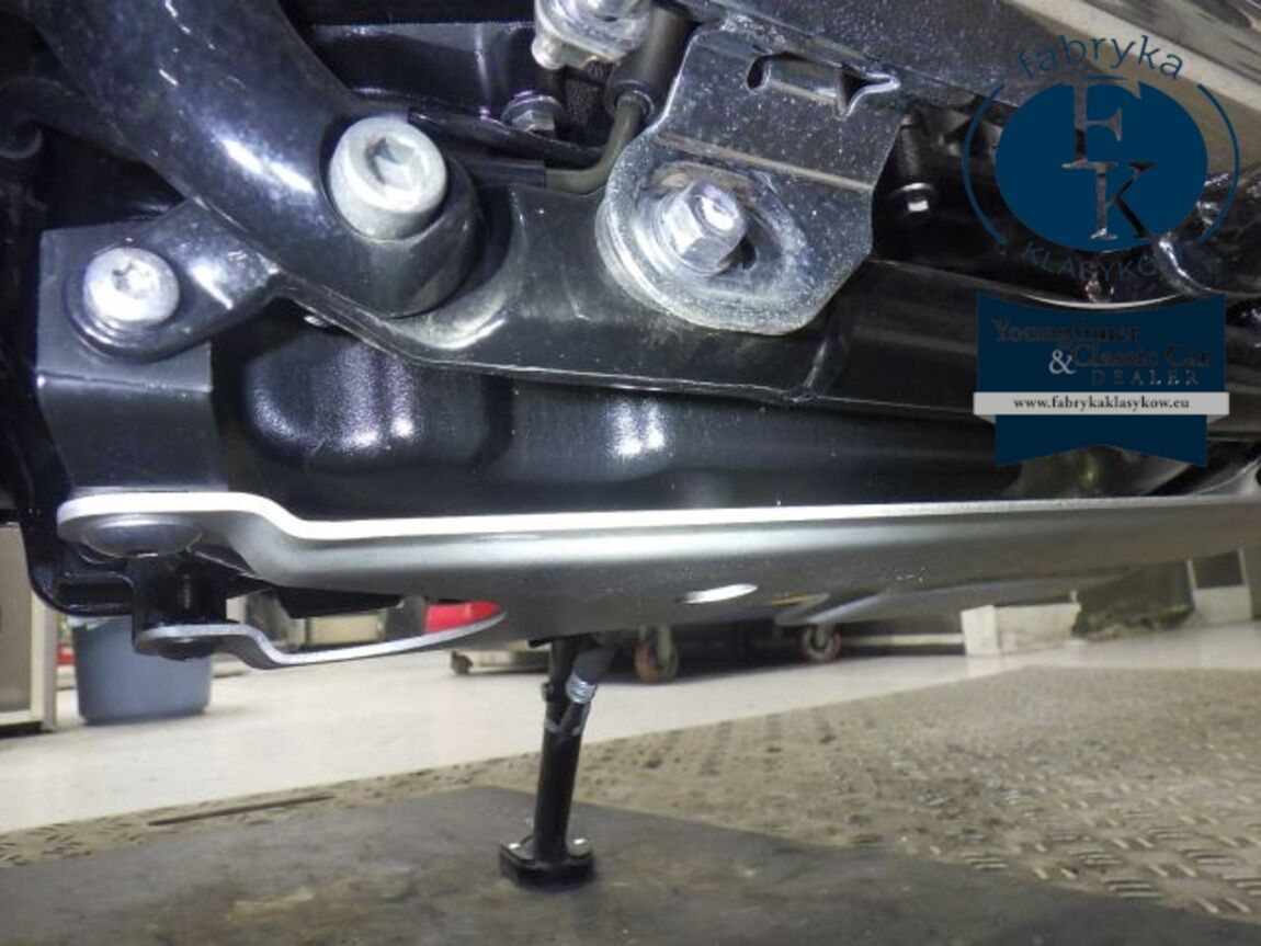 TRIUMPH BONNEVILLE T120 2024 - zdjęcie 11