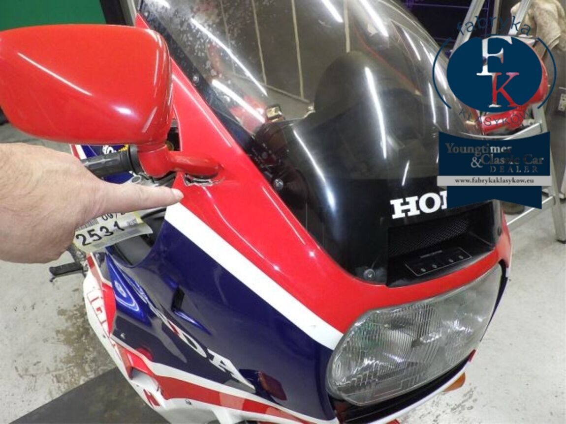 HONDA VF1000R 1985 - zdjęcie 17