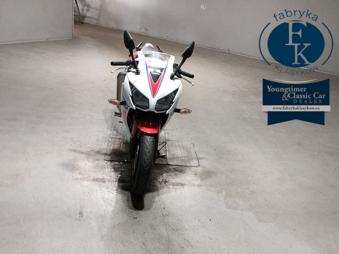 HONDA CBR250R  - zdjęcie 4