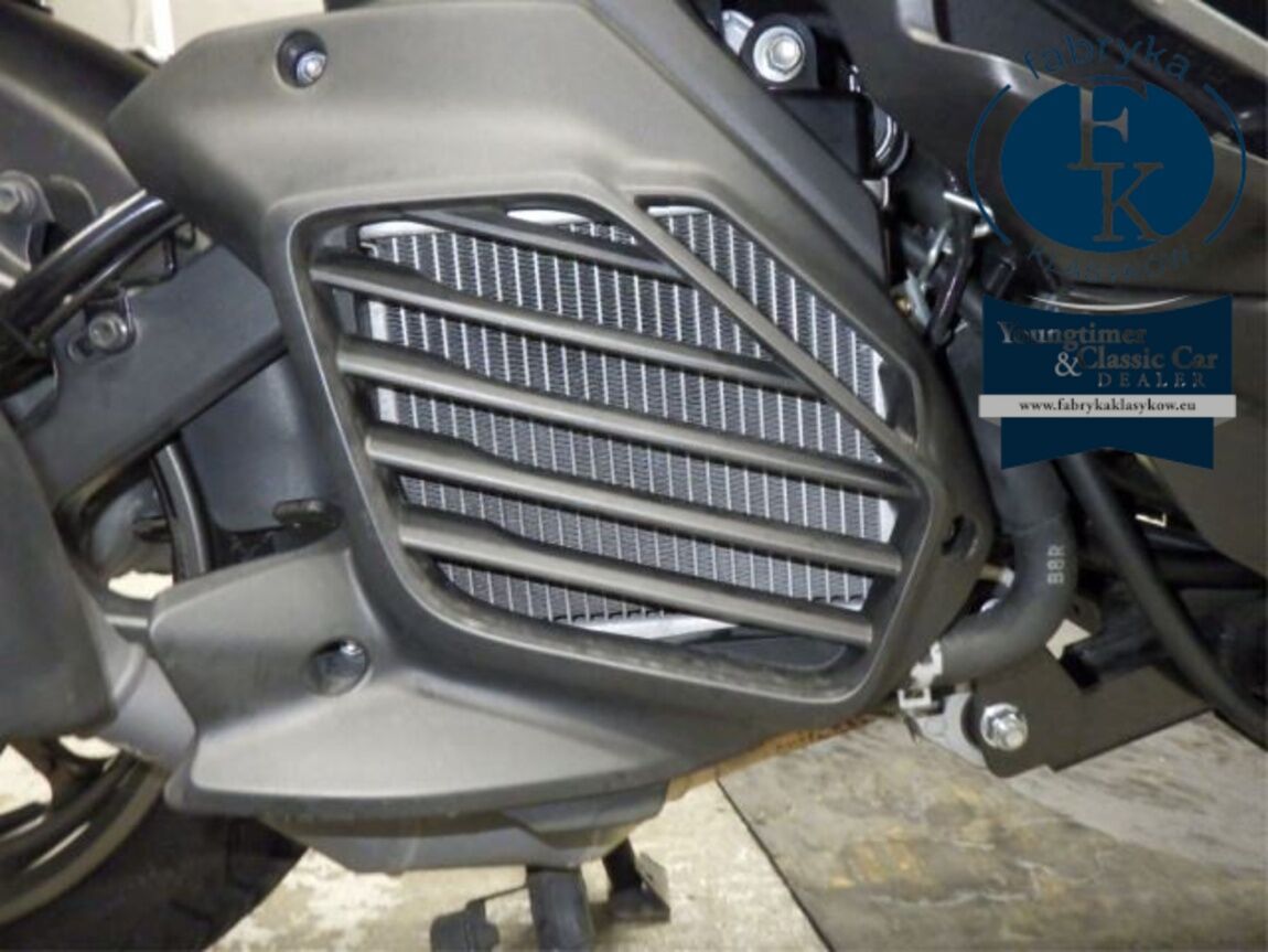 YAMAHA X FORCE  - zdjęcie 9