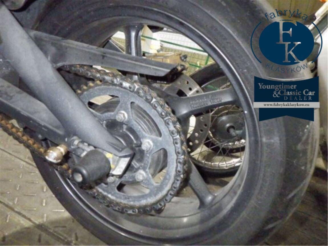 TRIUMPH STREET TRIPLE 2011 - zdjęcie 21