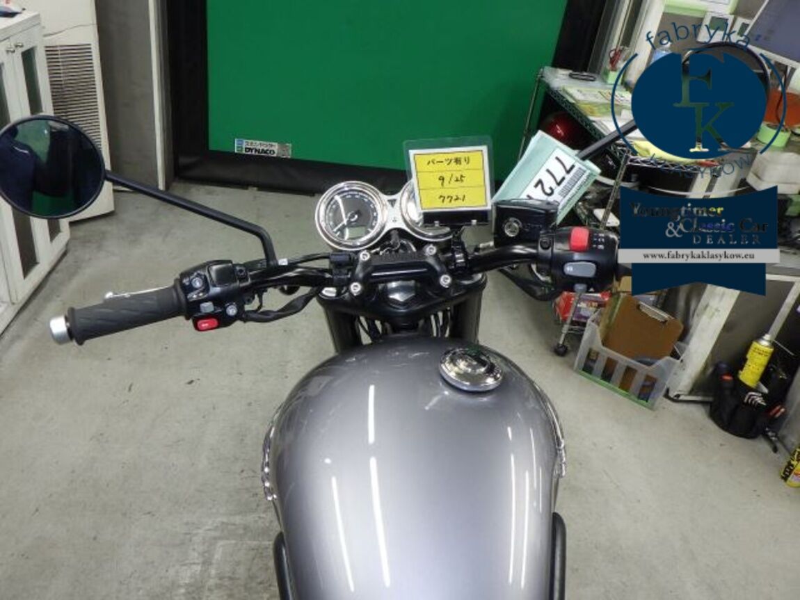 TRIUMPH BONNEVILLE T120 2023 - zdjęcie 22