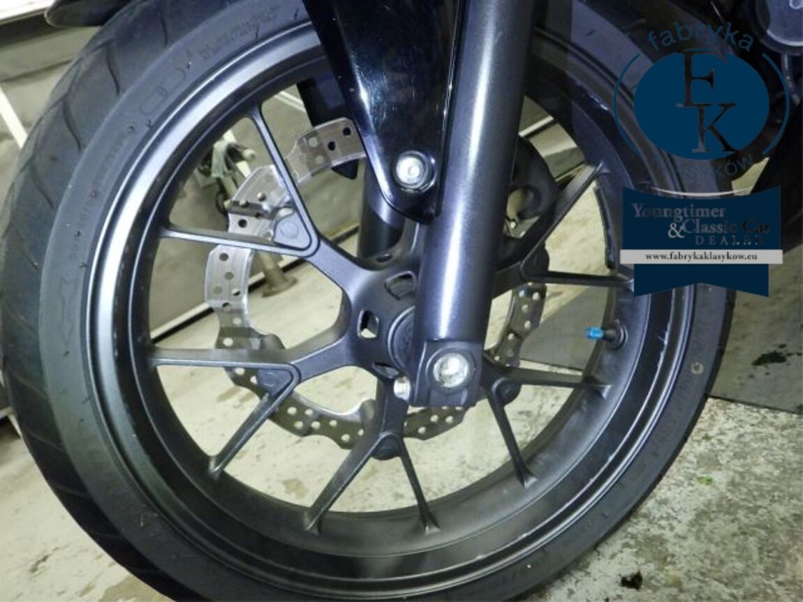 HONDA CBR400R - zdjęcie 23