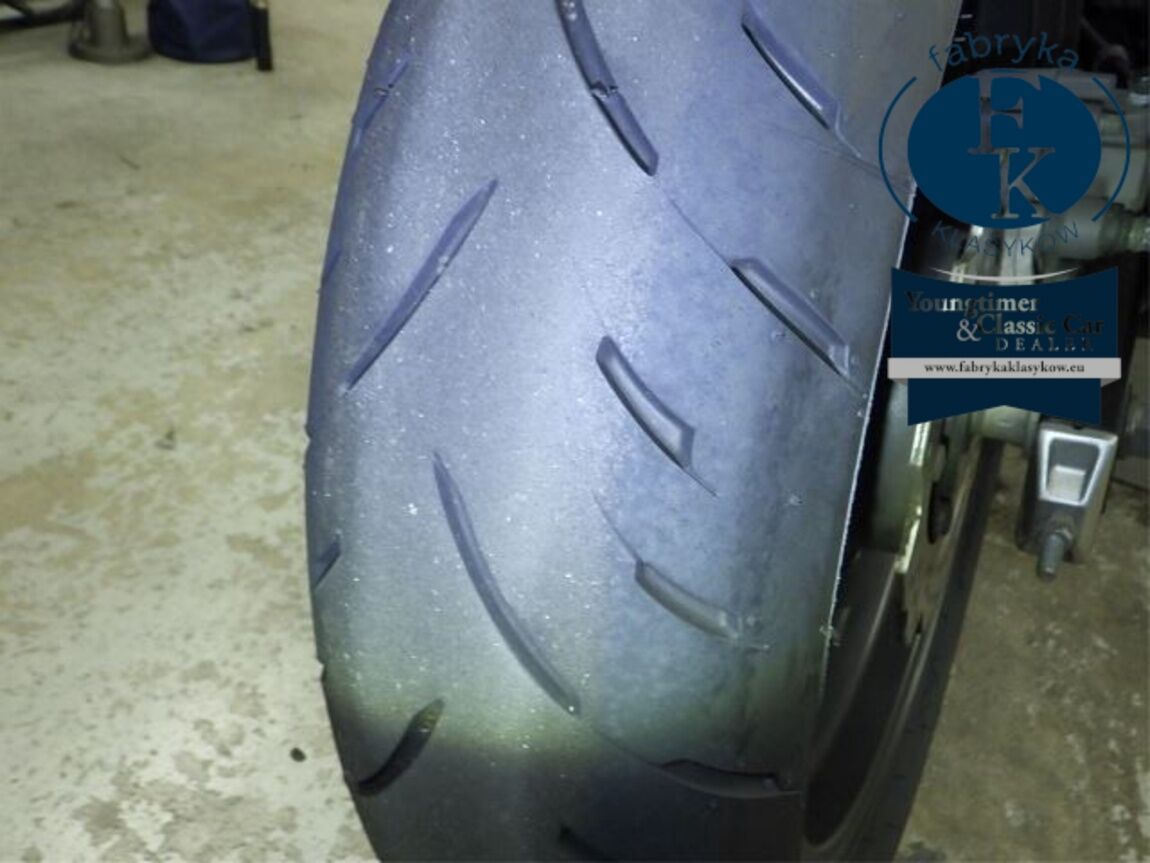HONDA CBR400R - zdjęcie 25