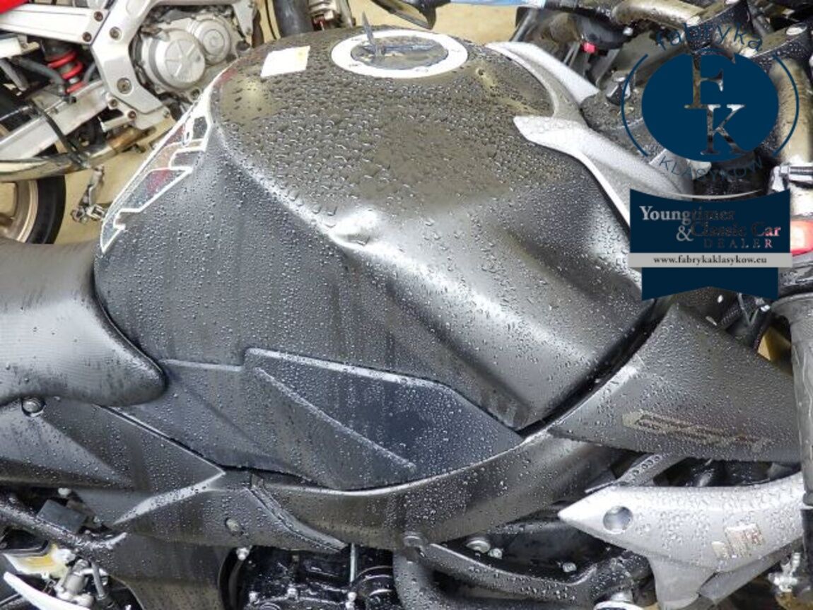 SUZUKI GSR750A 2016 - zdjęcie 14