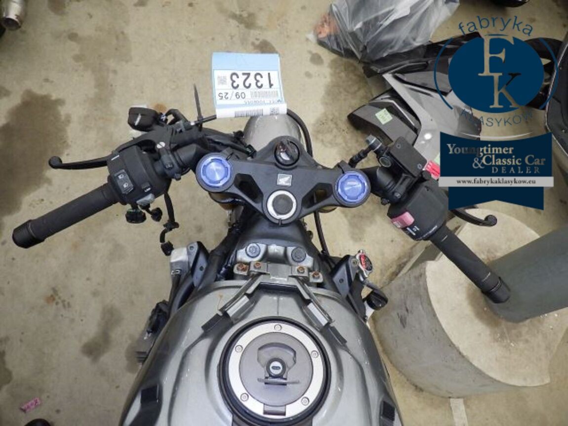 HONDA CBR250RR-2  - zdjęcie 19