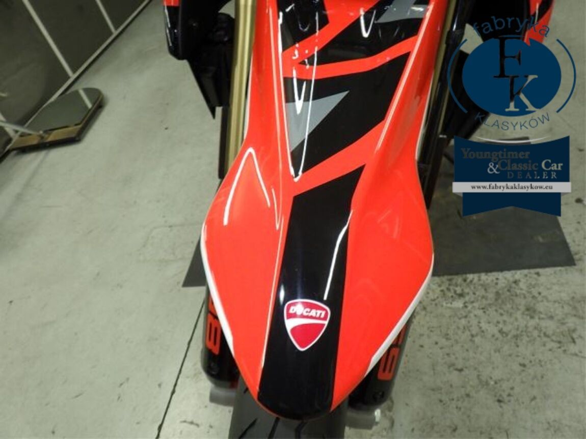DUCATI HYPERMOTARD 698 2024 - zdjęcie 17