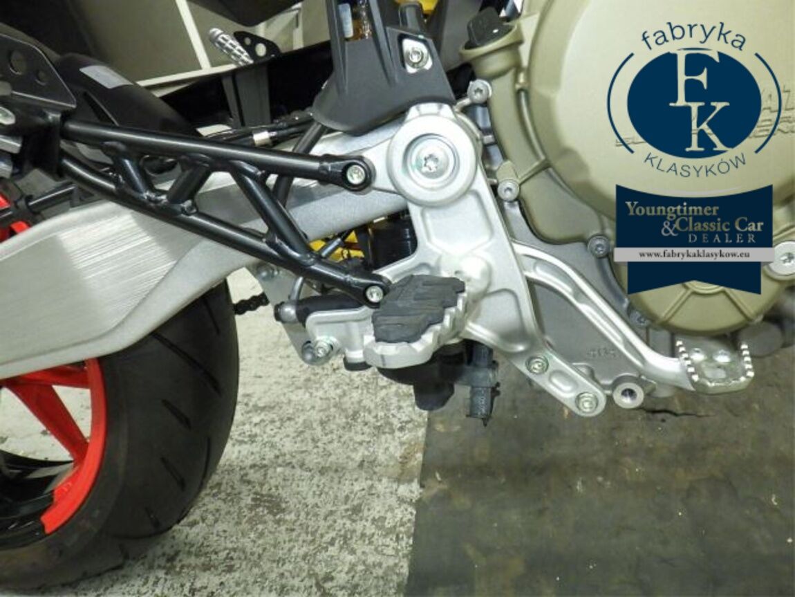 DUCATI HYPERMOTARD 698 2024 - zdjęcie 30