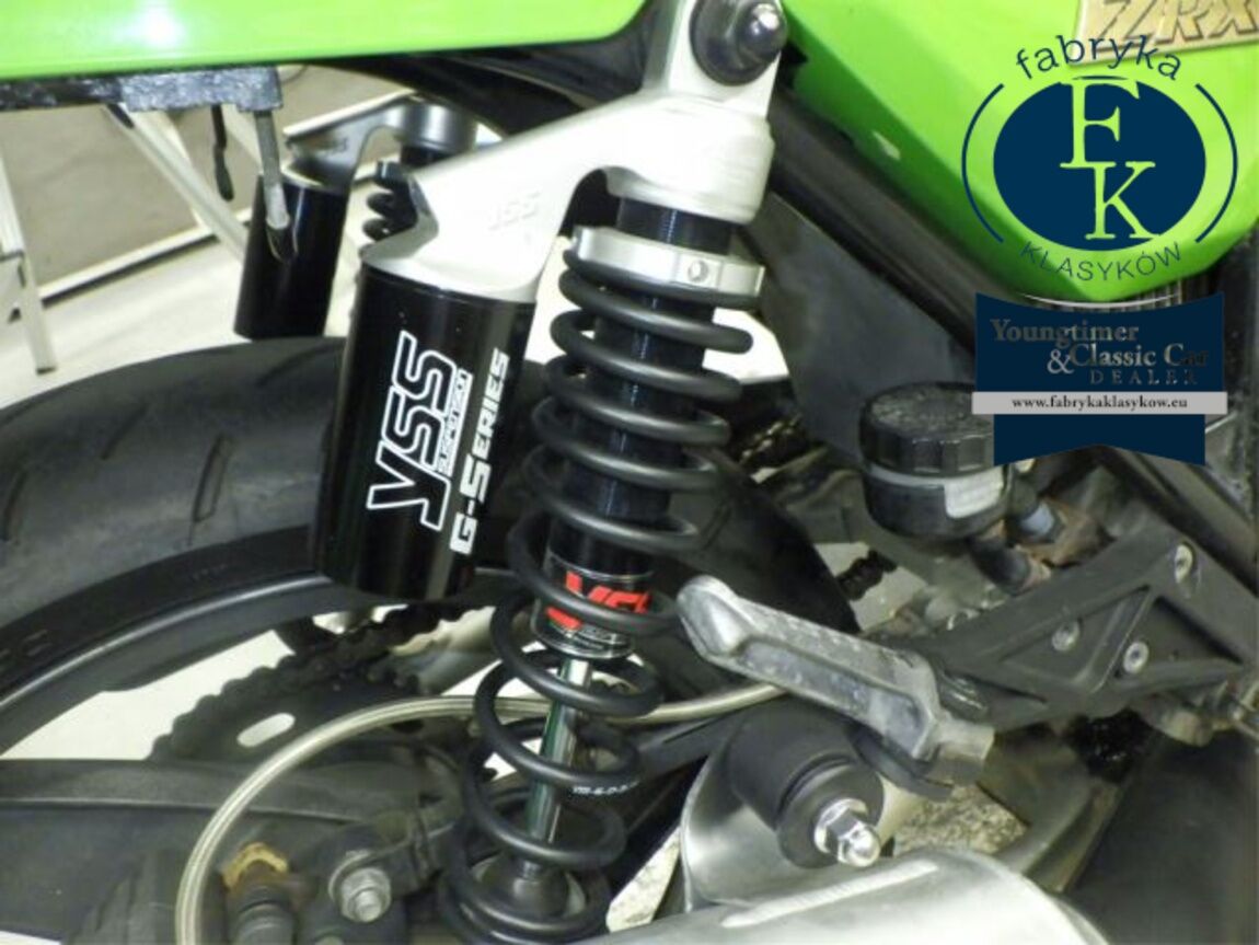 KAWASAKI ZRX400 1999 - zdjęcie 25