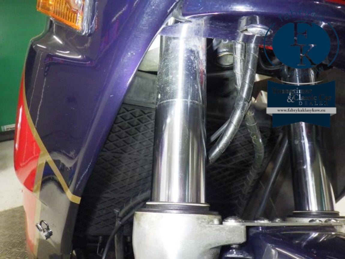 SUZUKI RG500 1985 - zdjęcie 24