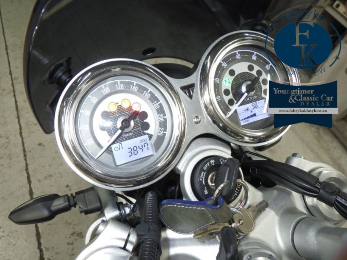 TRIUMPH SPEED TWIN 2024 - zdjęcie 16
