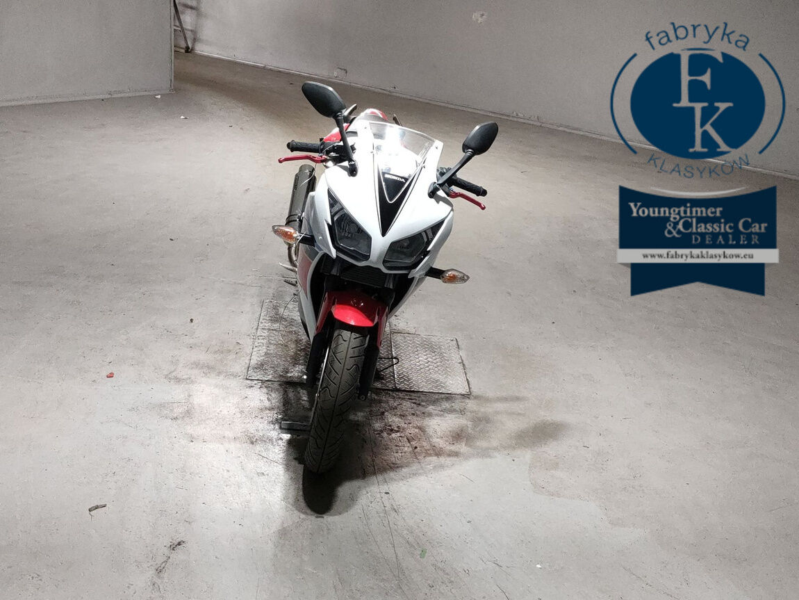 HONDA CBR250R  - zdjęcie 4