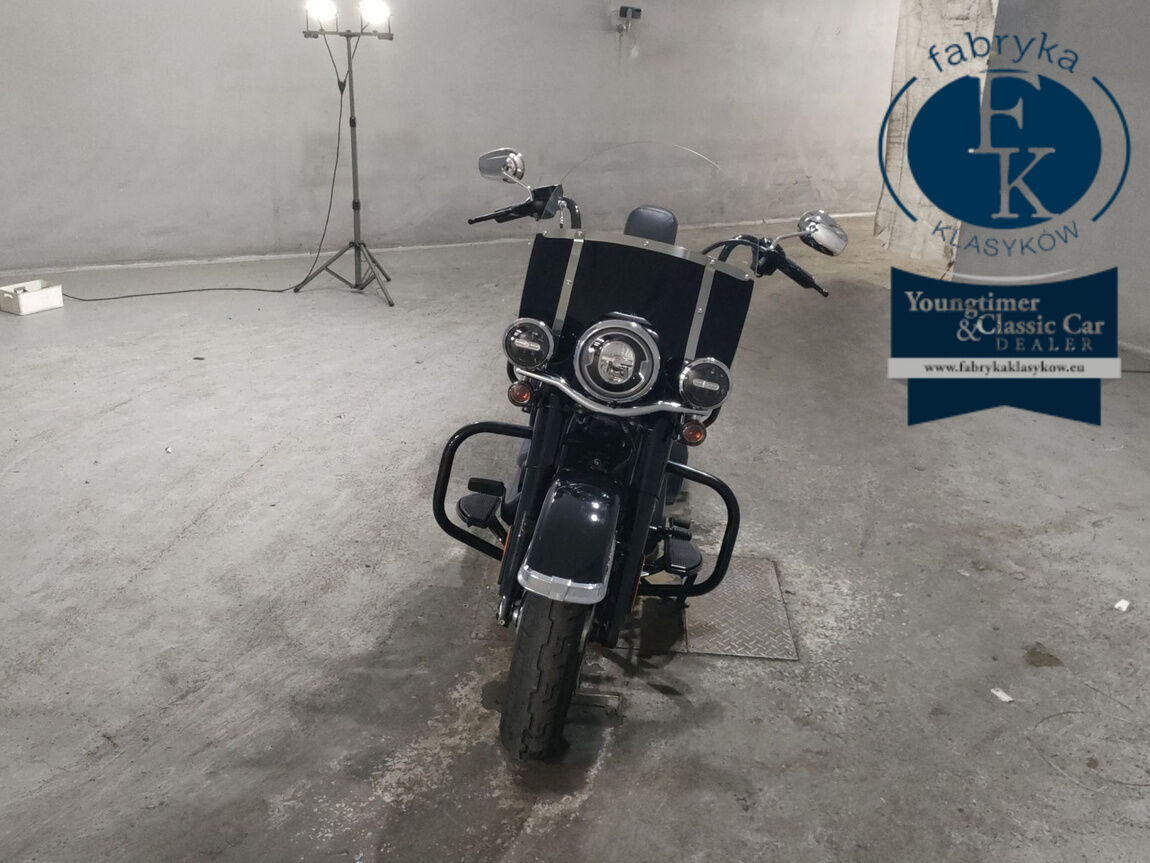 HARLEY-DAVIDSON FLHCS1870 2019 - zdjęcie 4