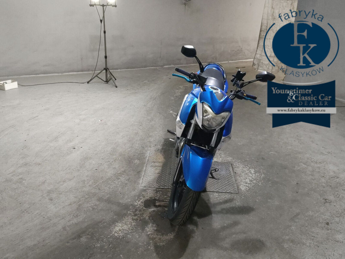 SUZUKI GSR250  - zdjęcie 4