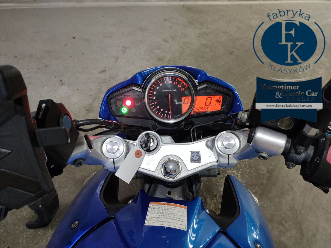 SUZUKI GSR250  - zdjęcie 6