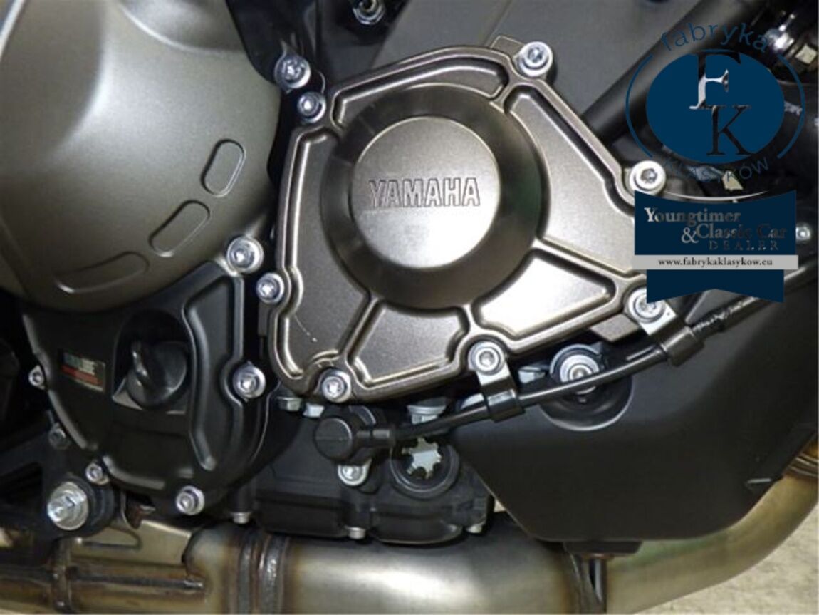 YAMAHA XSR900-2 2024 - zdjęcie 9