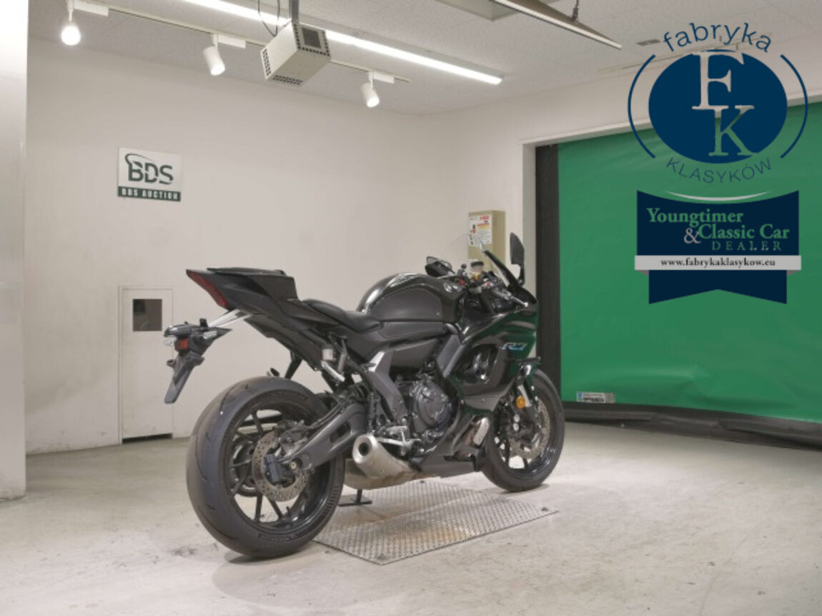 YAMAHA YZF-R7-2 2022 - zdjęcie 6