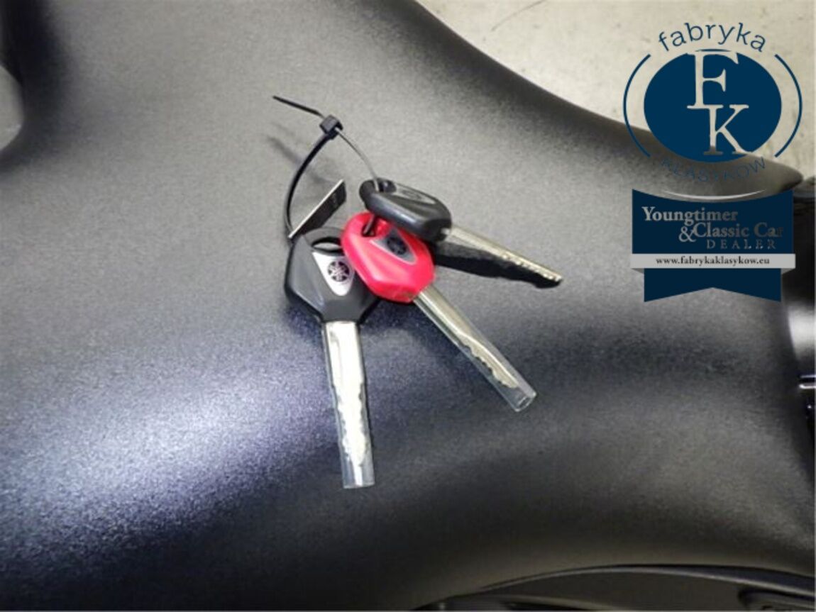 YAMAHA YZF-R7-2 2022 - zdjęcie 15