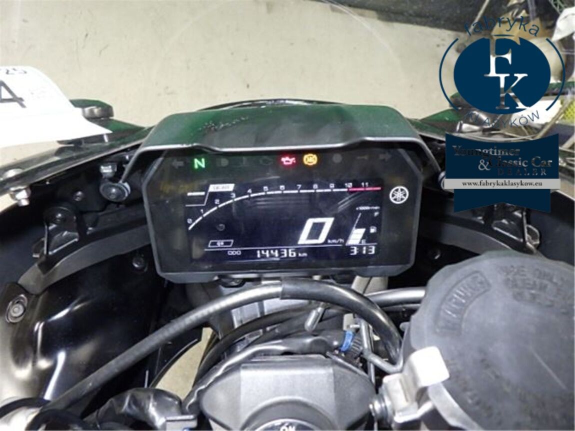 YAMAHA YZF-R7-2 2022 - zdjęcie 16