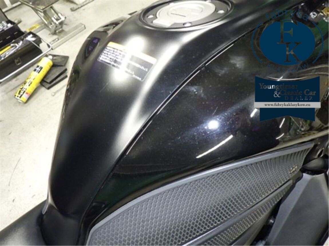 YAMAHA YZF-R7-2 2022 - zdjęcie 18